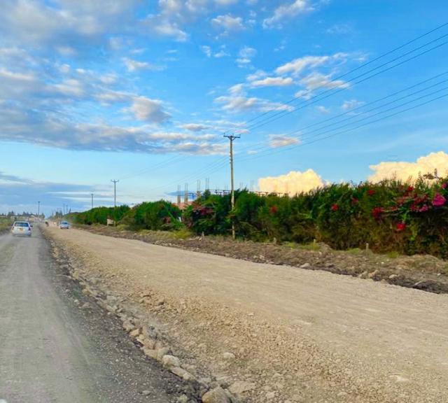 The wait is finally over! Grading and murraming of access Road from Malaa Town to Graceland – Kangundo Road Phase II & III