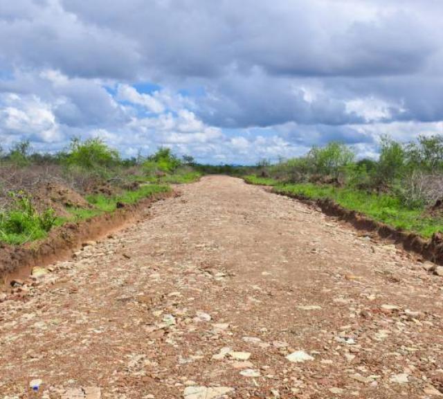 Grading and Murraming of Access Road now Complete